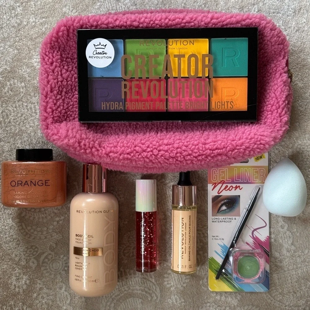 Makeup Revolution Set Foundation Baking Powder Oil Creator Bright Lights Palette